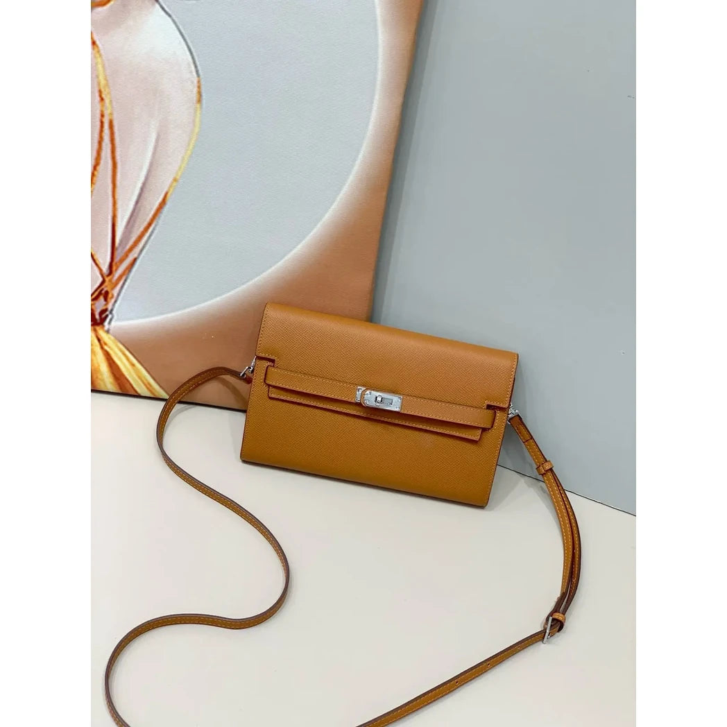 Classic Crossbody Wallet