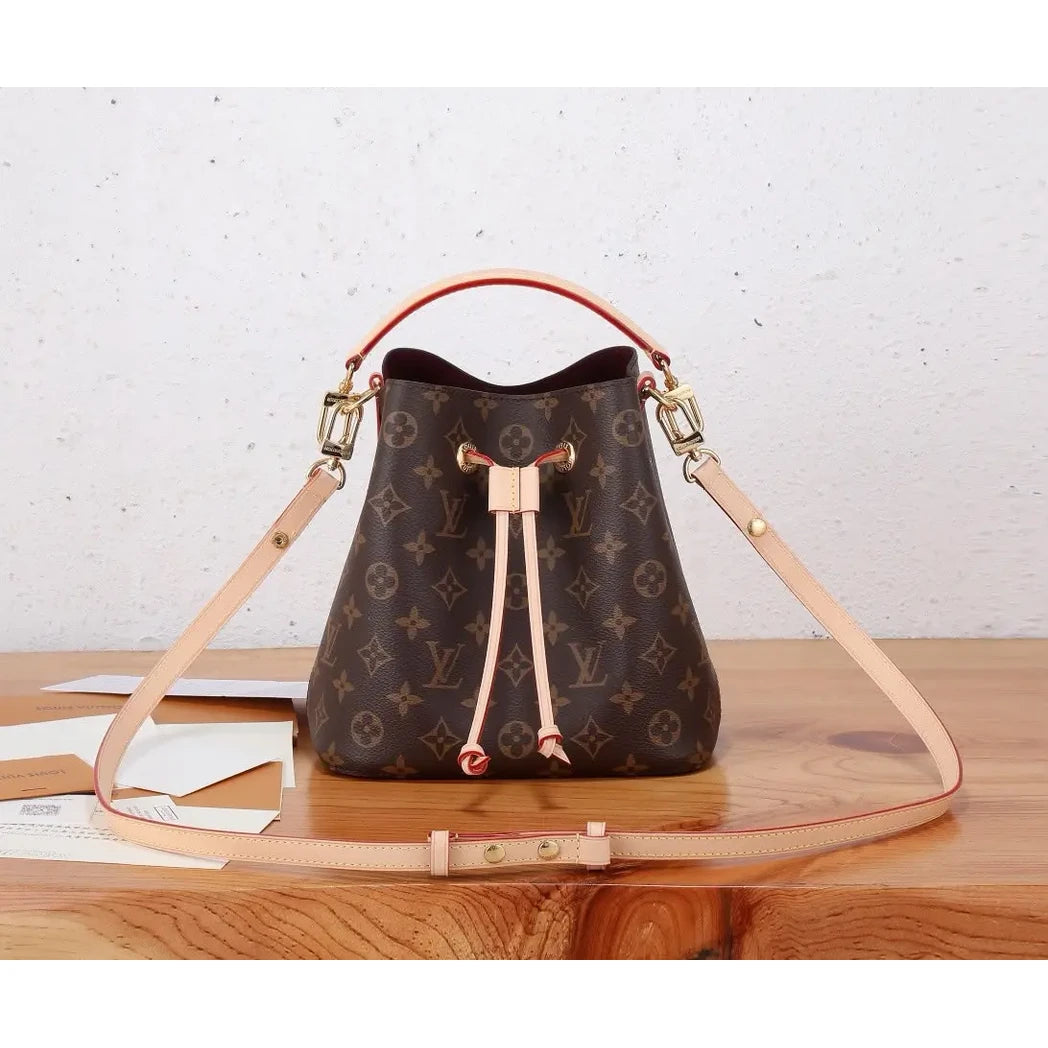 Heritage Bucket Bag — Brown