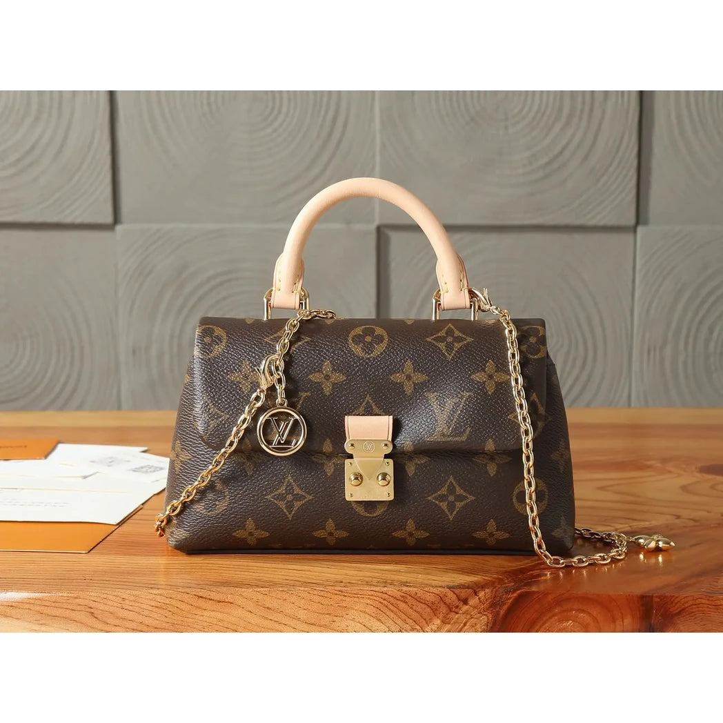 Heritage Chain Handbag — Brown